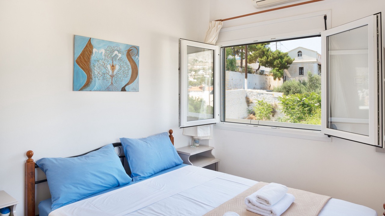 Photo of Bedroom in Panormos