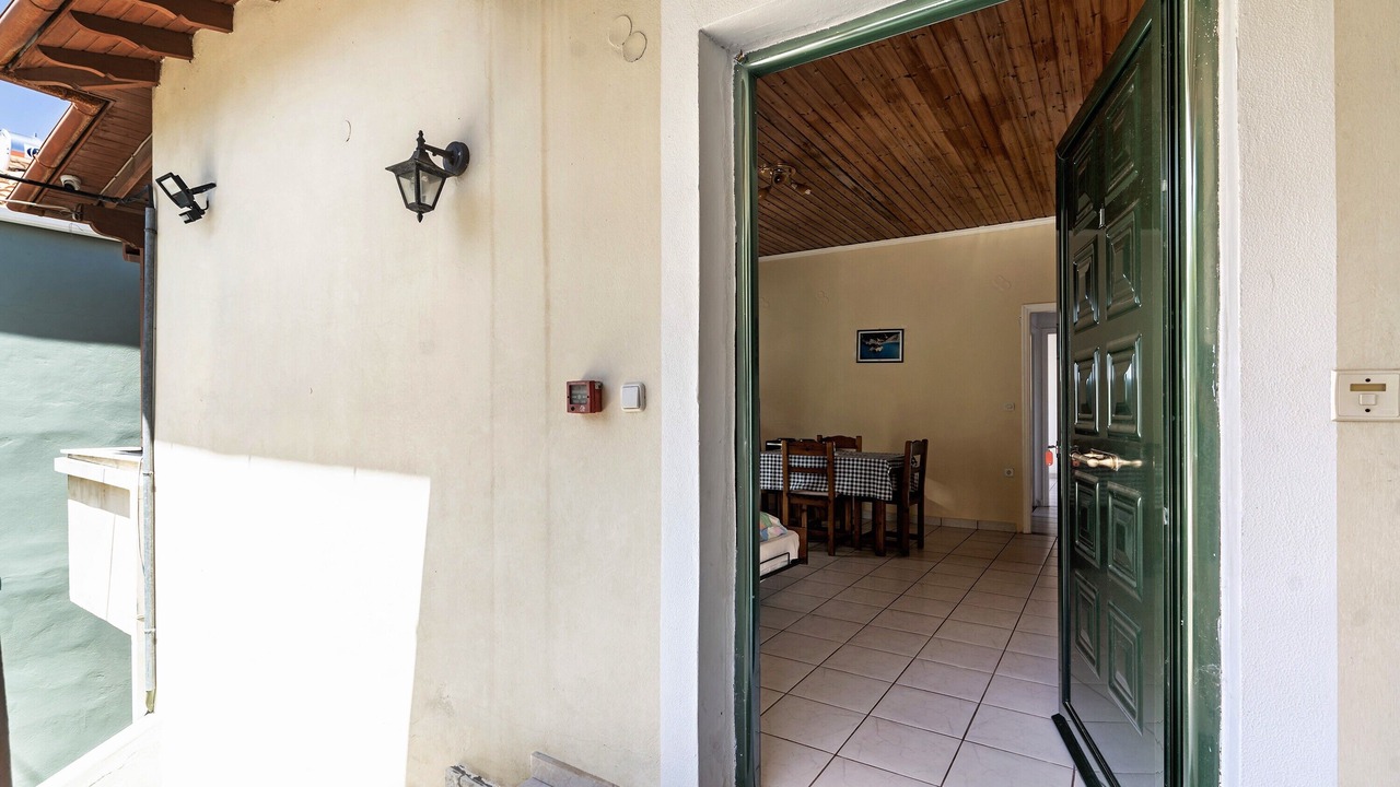 Photo of Outdoor in Frinion
