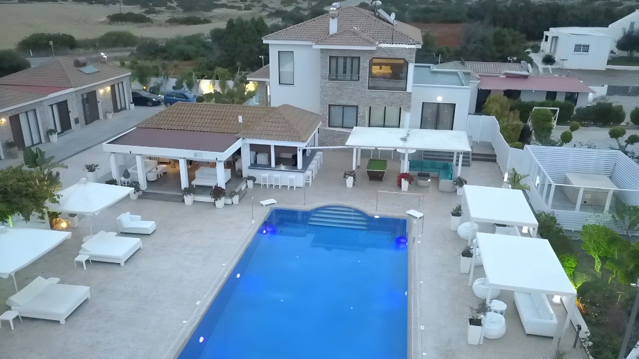 Photo of Outdoor in Cape Greko