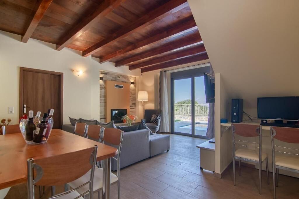 Photo of Livingroom in Episkopi