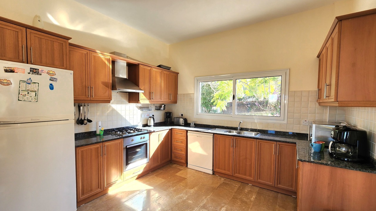 Photo of Kitchen in Karavas