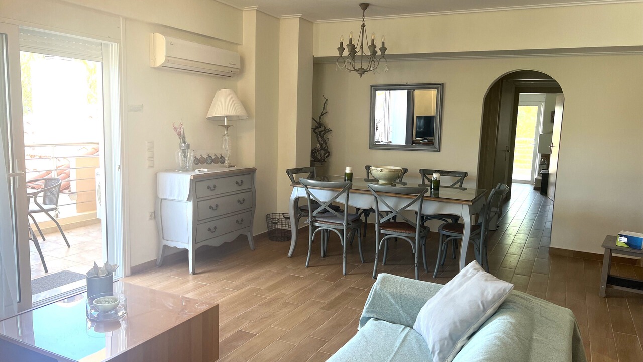 Photo of Livingroom in Karavomylos