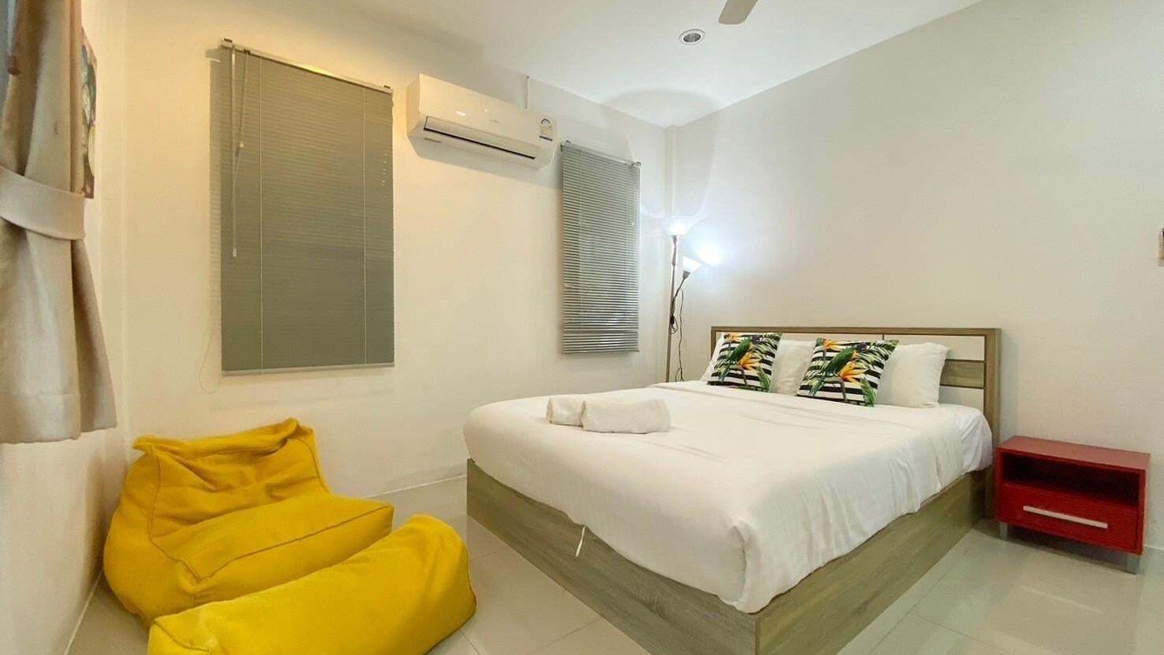 Photo of Bedroom in Chalong