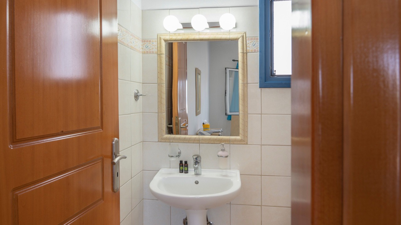 Photo of Bathroom in Serifos