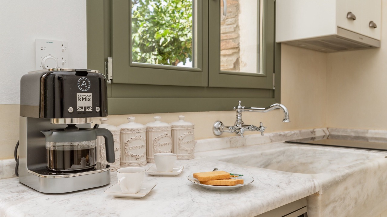 Photo of Kitchen in Megas Yialos-Nites