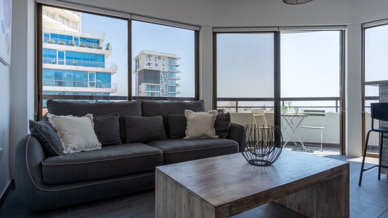 Photo of Livingroom in Larnaca City Centre