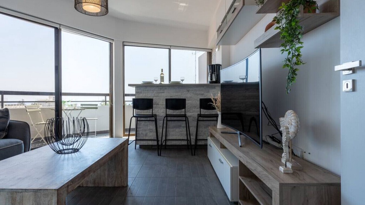 Photo of Livingroom in Larnaca City Centre