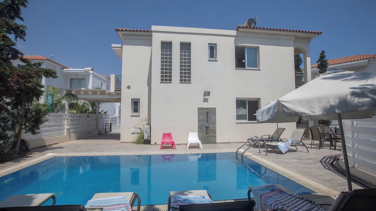 Photo of Outdoor in Pernera
