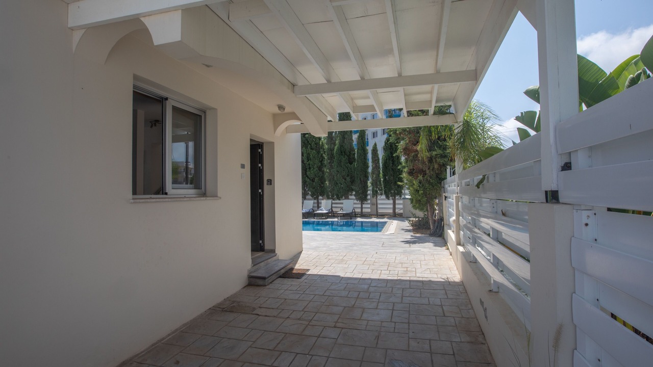 Photo of Patio Balcony in Pernera
