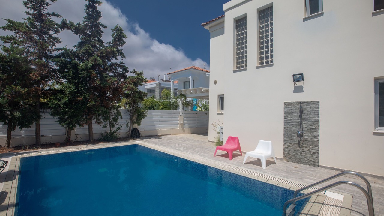 Photo of Outdoor in Pernera
