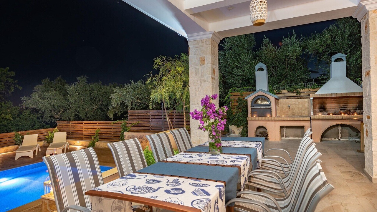 Photo of Patio Balcony in Romirion
