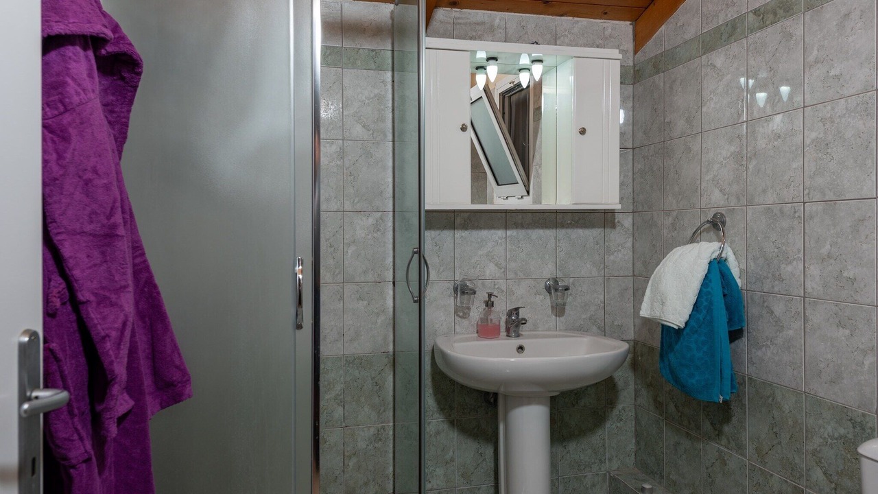 Photo of Bathroom in Romirion