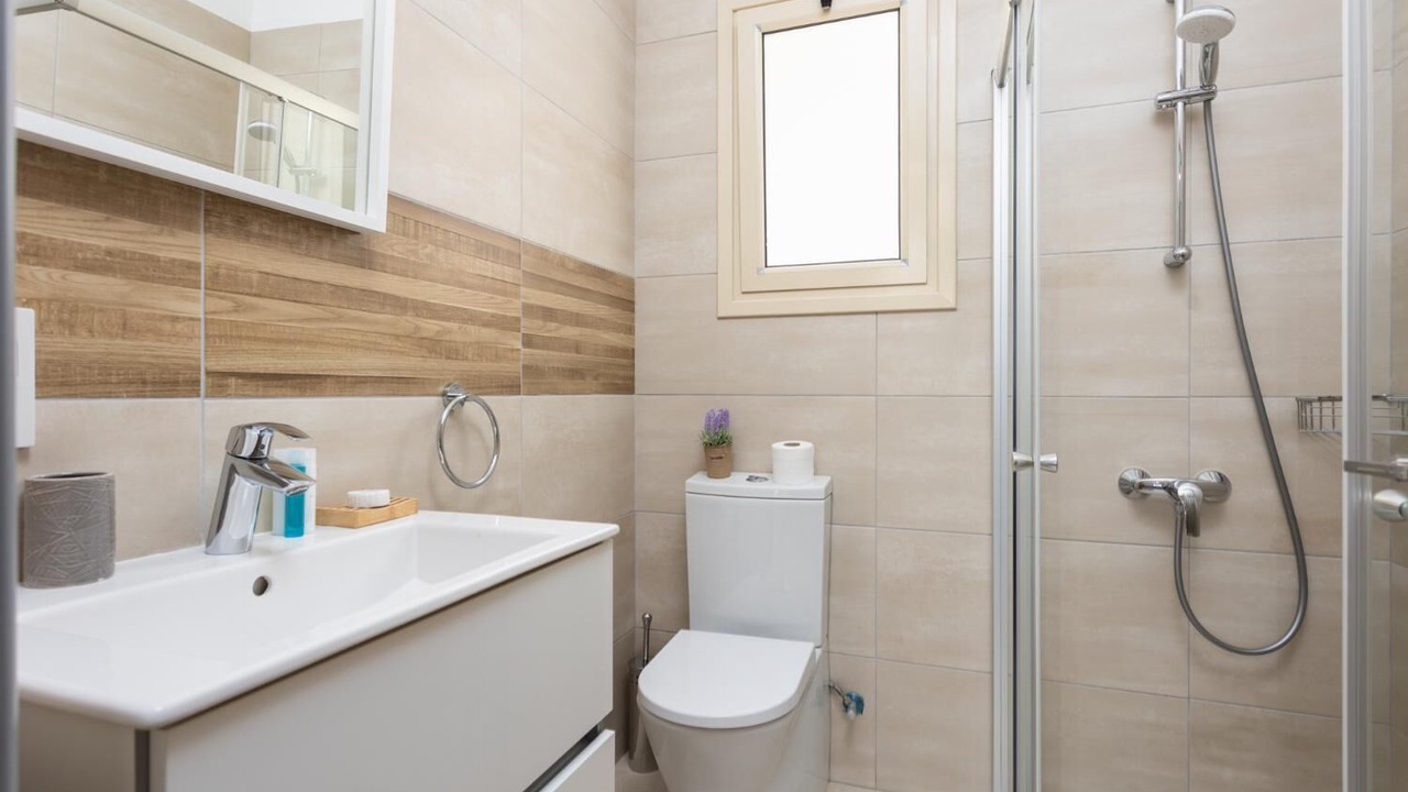 Photo of Bathroom in Pomos