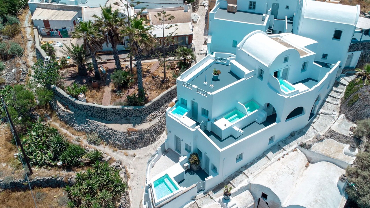 Photo of Others in Oia