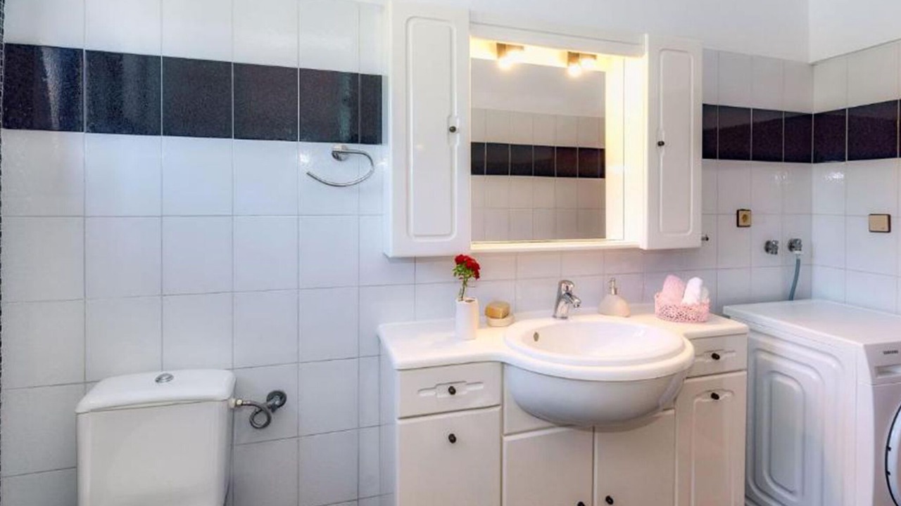 Photo of Bathroom in Maleme