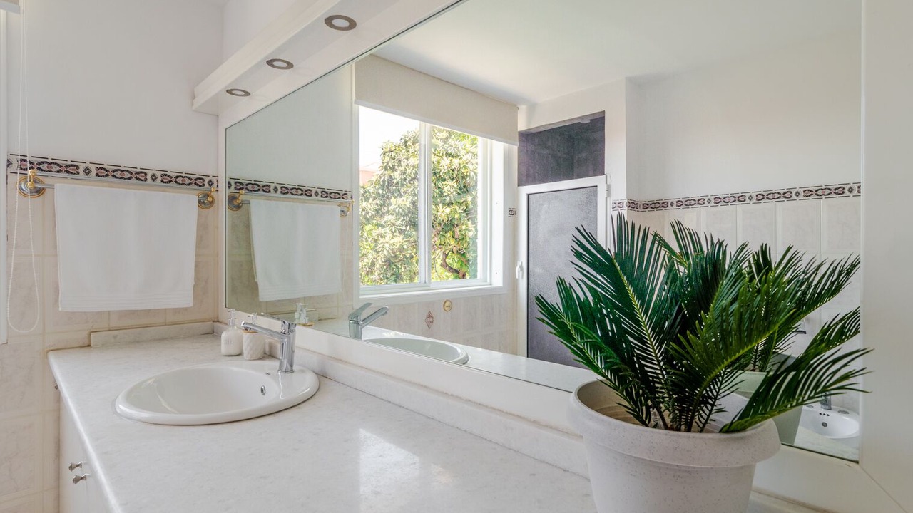 Photo of Bathroom in Petriti
