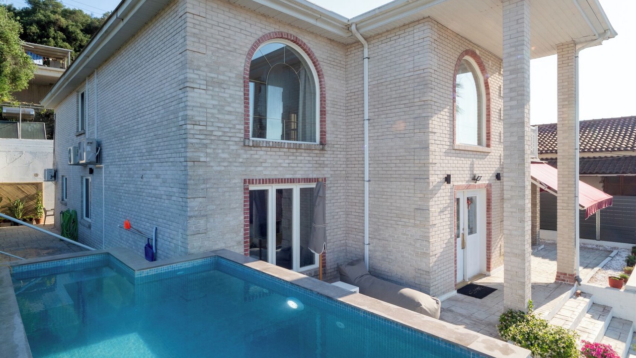 Photo of Outdoor in Petriti