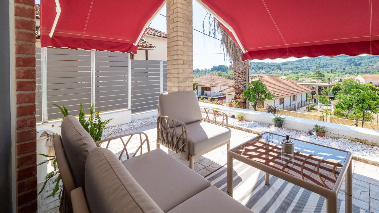 Photo of Patio Balcony in Petriti