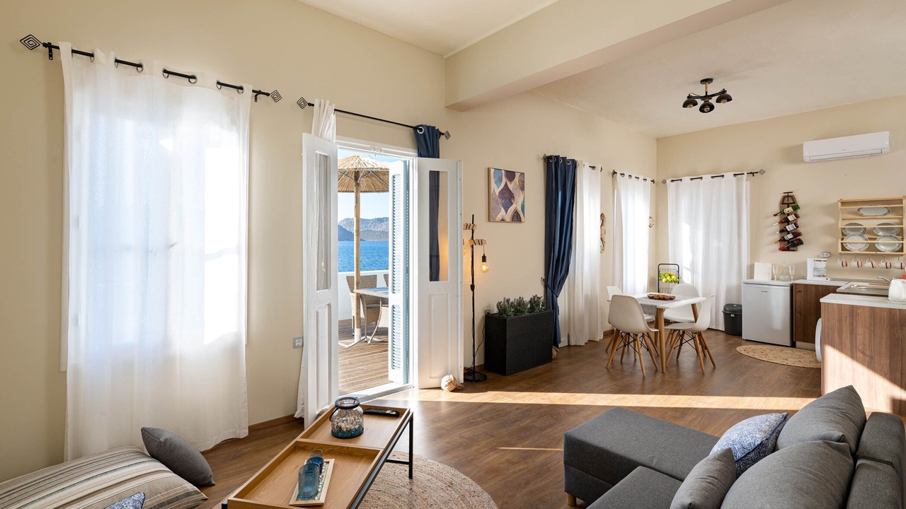Photo of Livingroom in Symi