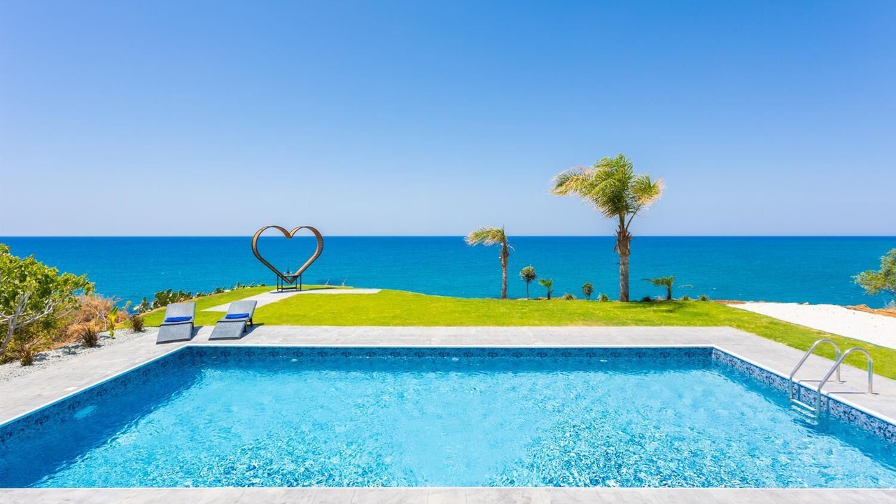Photo of Outdoor in Pomos