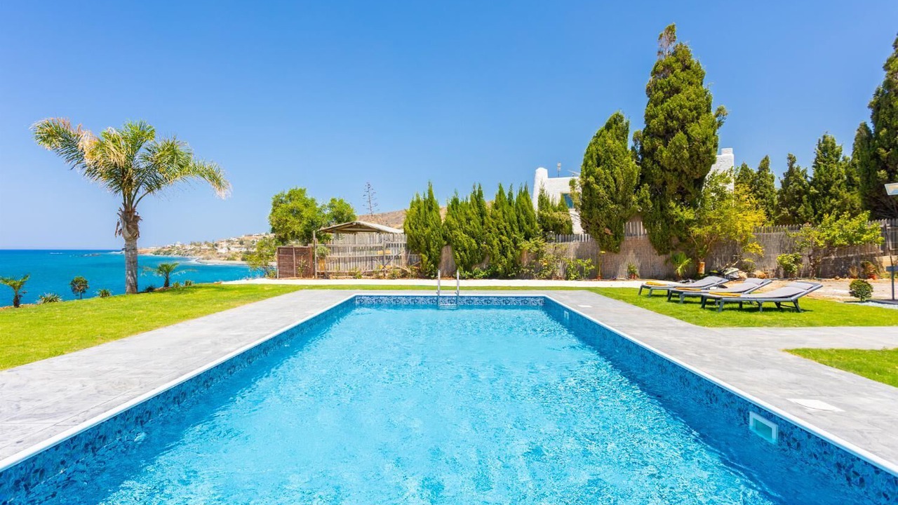 Photo of Outdoor in Pomos