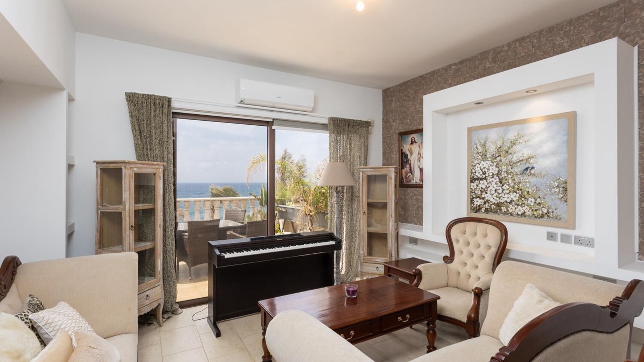 Photo of Bedroom in Pomos