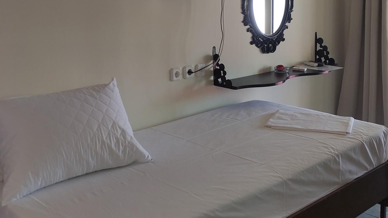 Photo of Bedroom in Kamena Vourla
