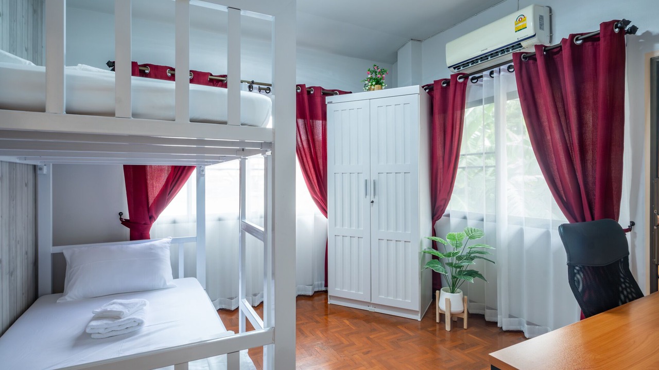 Photo of Bedroom in Wua Lai