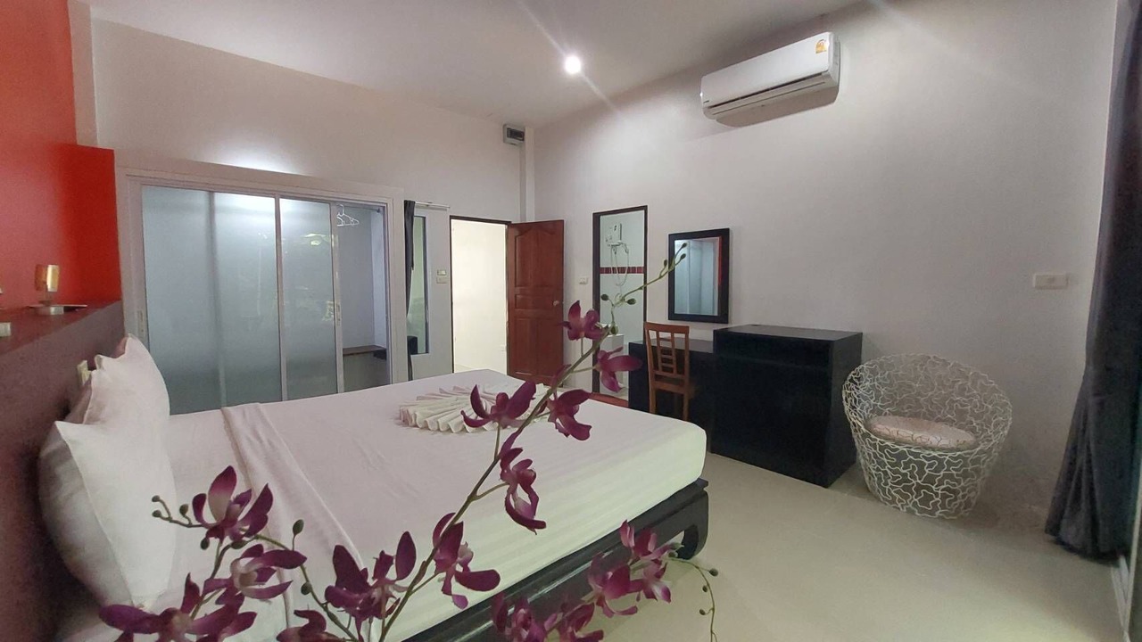 Photo of Bedroom in Lamai
