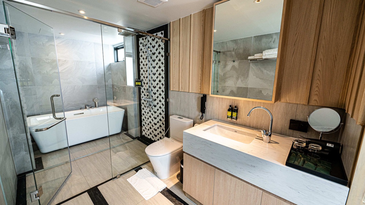 Photo of Bathroom in Khlong Toei Nuea
