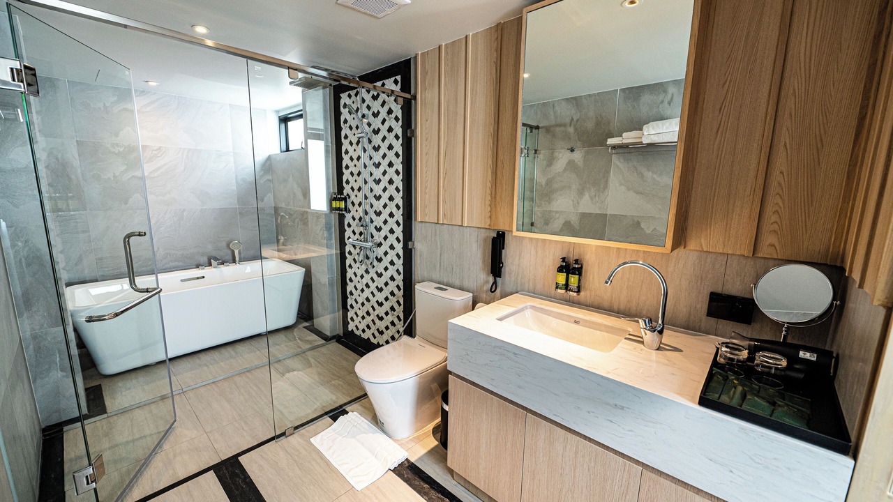 Photo of Bathroom in Khlong Toei Nuea
