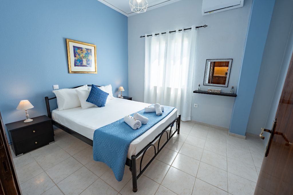Photo of Bedroom in Alepou