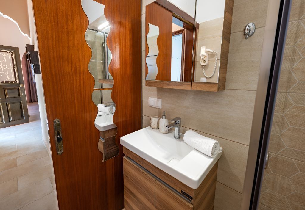 Photo of Bathroom in Alepou