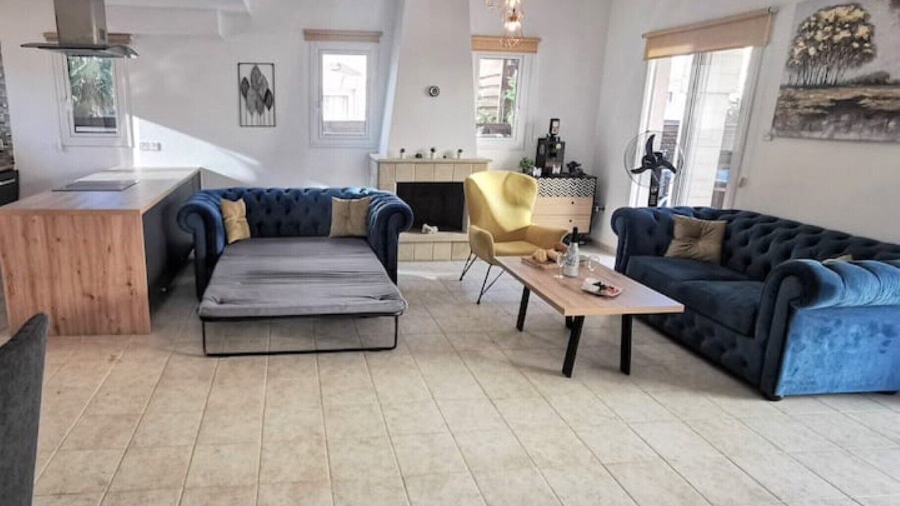 Photo of Livingroom in Paralimni