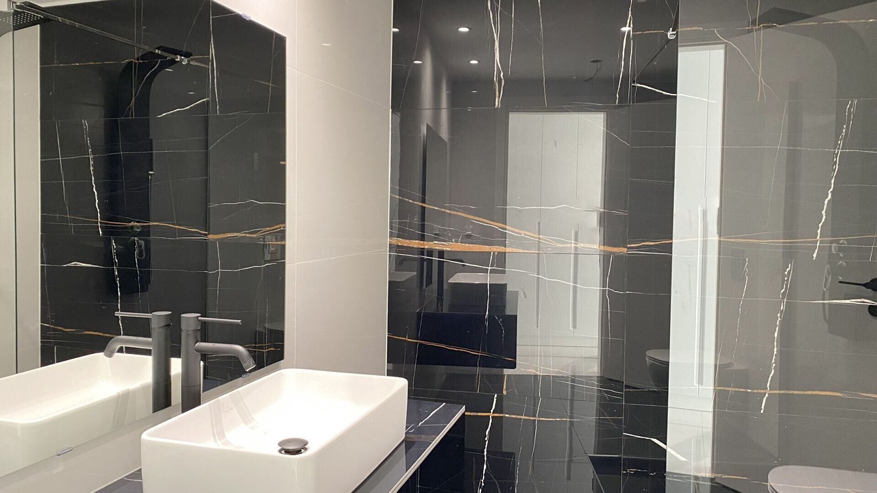 Photo of Bathroom in Nipos