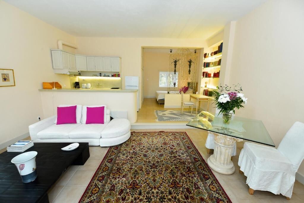 Photo of Livingroom in Agios Ioannis