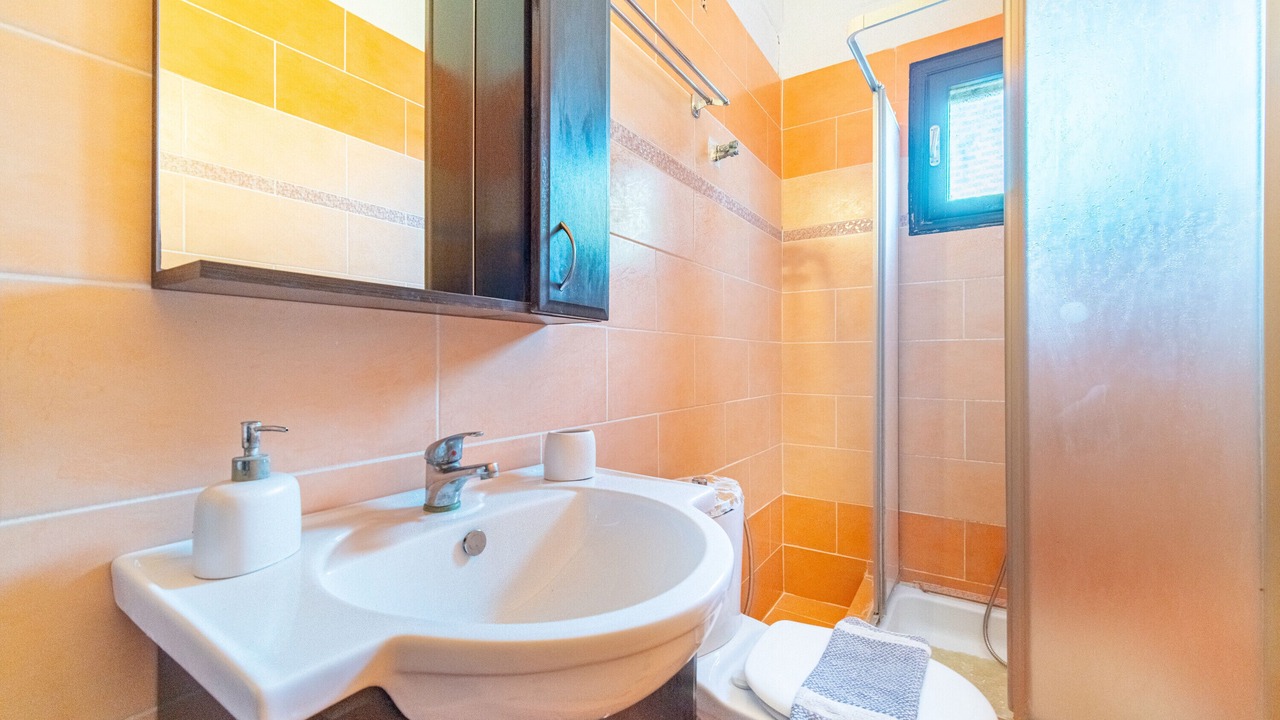Photo of Bathroom in Argyrades