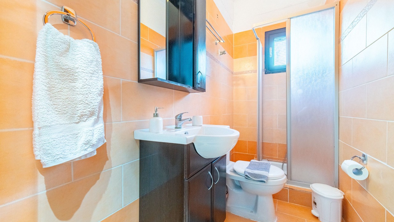Photo of Bathroom in Argyrades