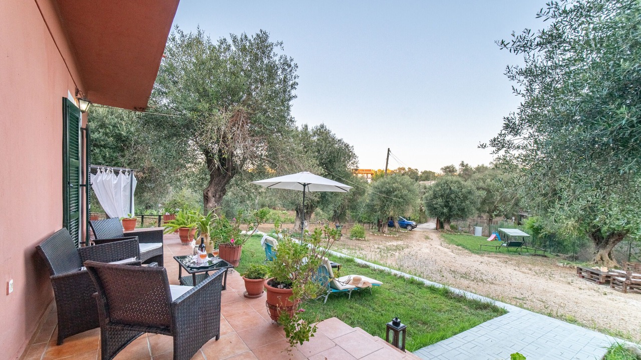 Photo of Patio Balcony in Argyrades