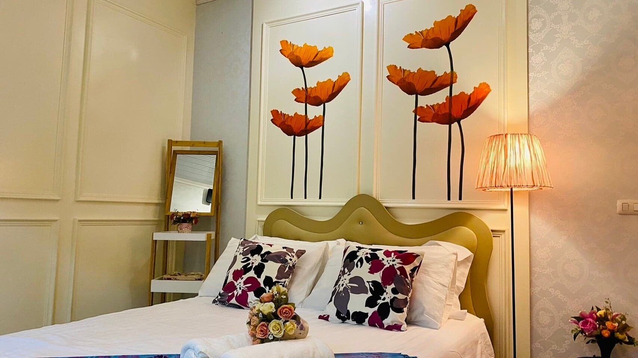 Photo of Bedroom in Khlong Kluea
