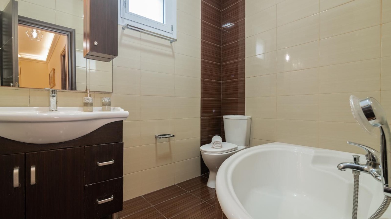 Photo of Bathroom in Kalpaki