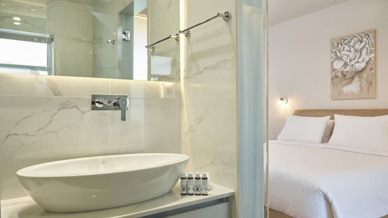 Photo of Bathroom in Marousi