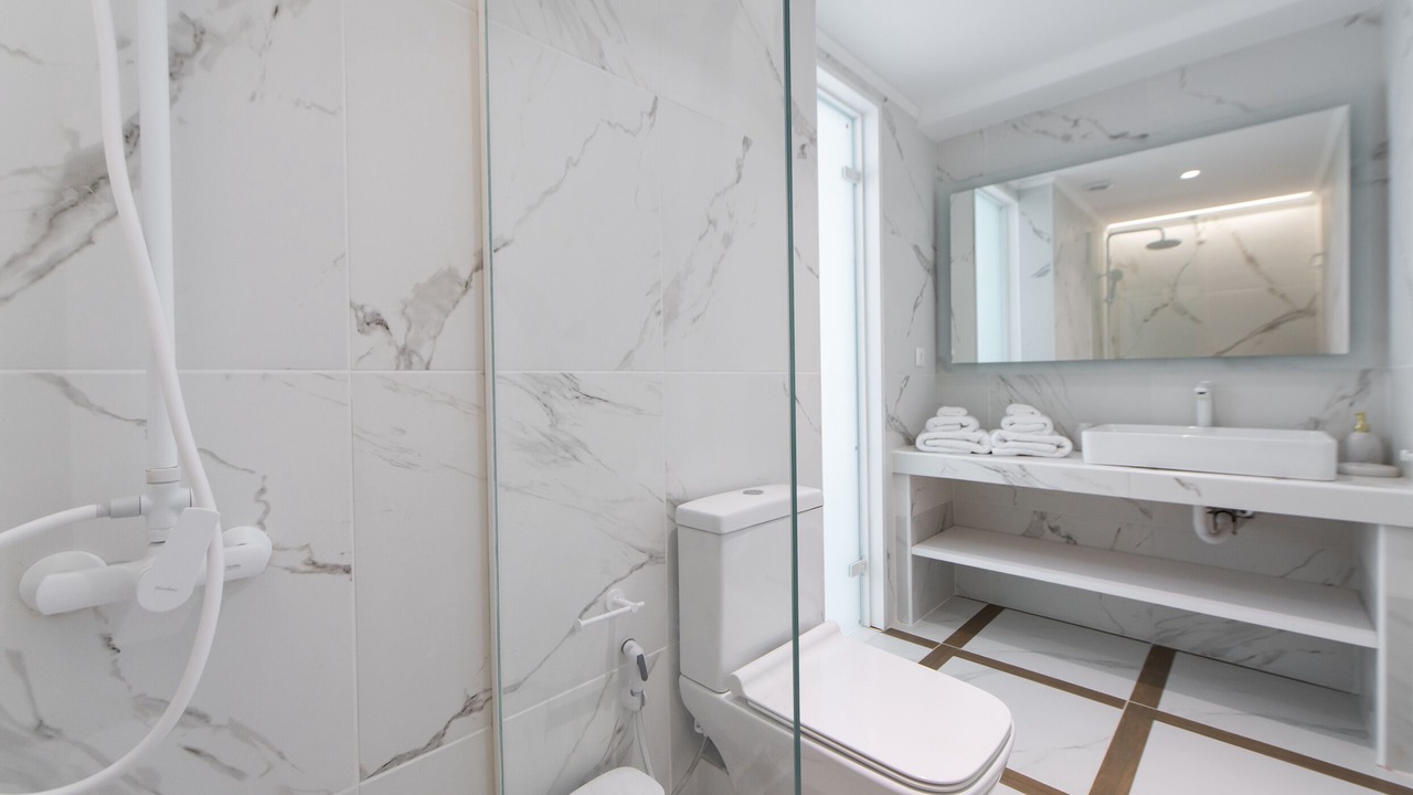 Photo of Bathroom in Agios Ioannis