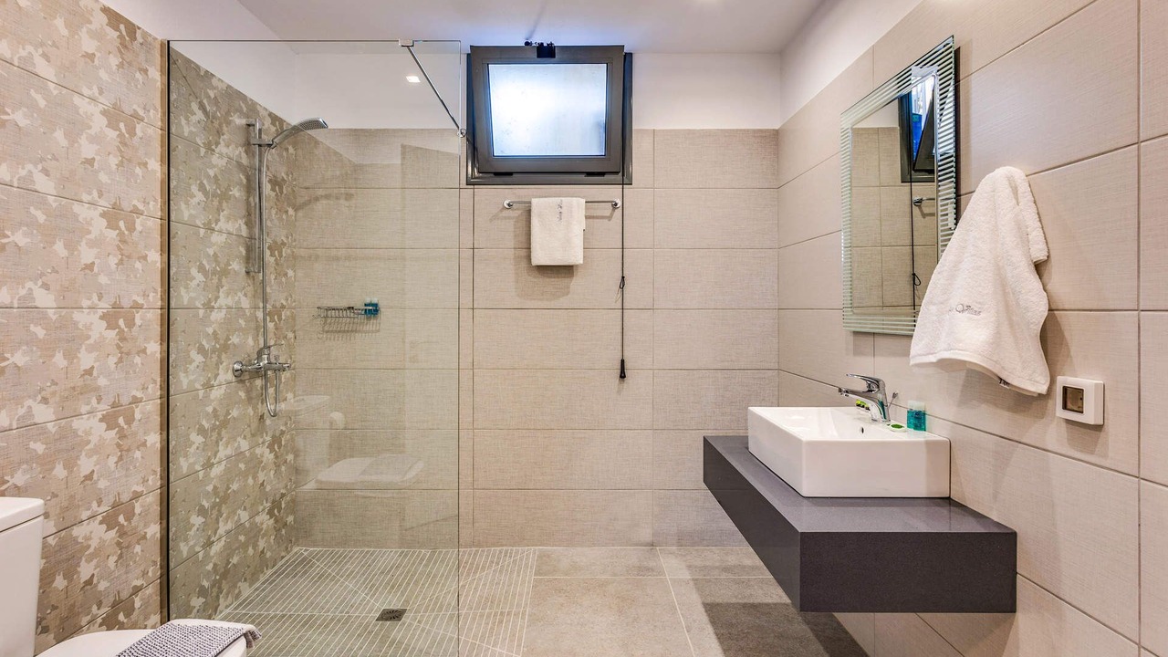Photo of Bathroom in Kalo Chorio