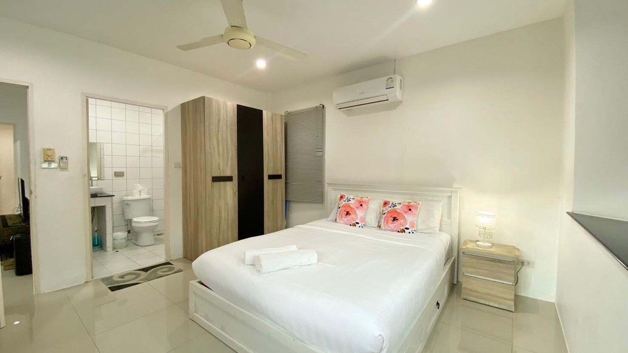 Photo of Bedroom in Chalong