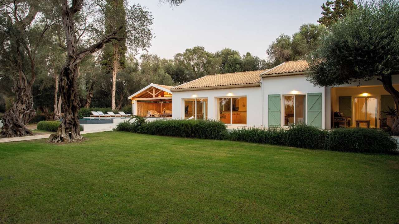 Photo of Outdoor in Molos