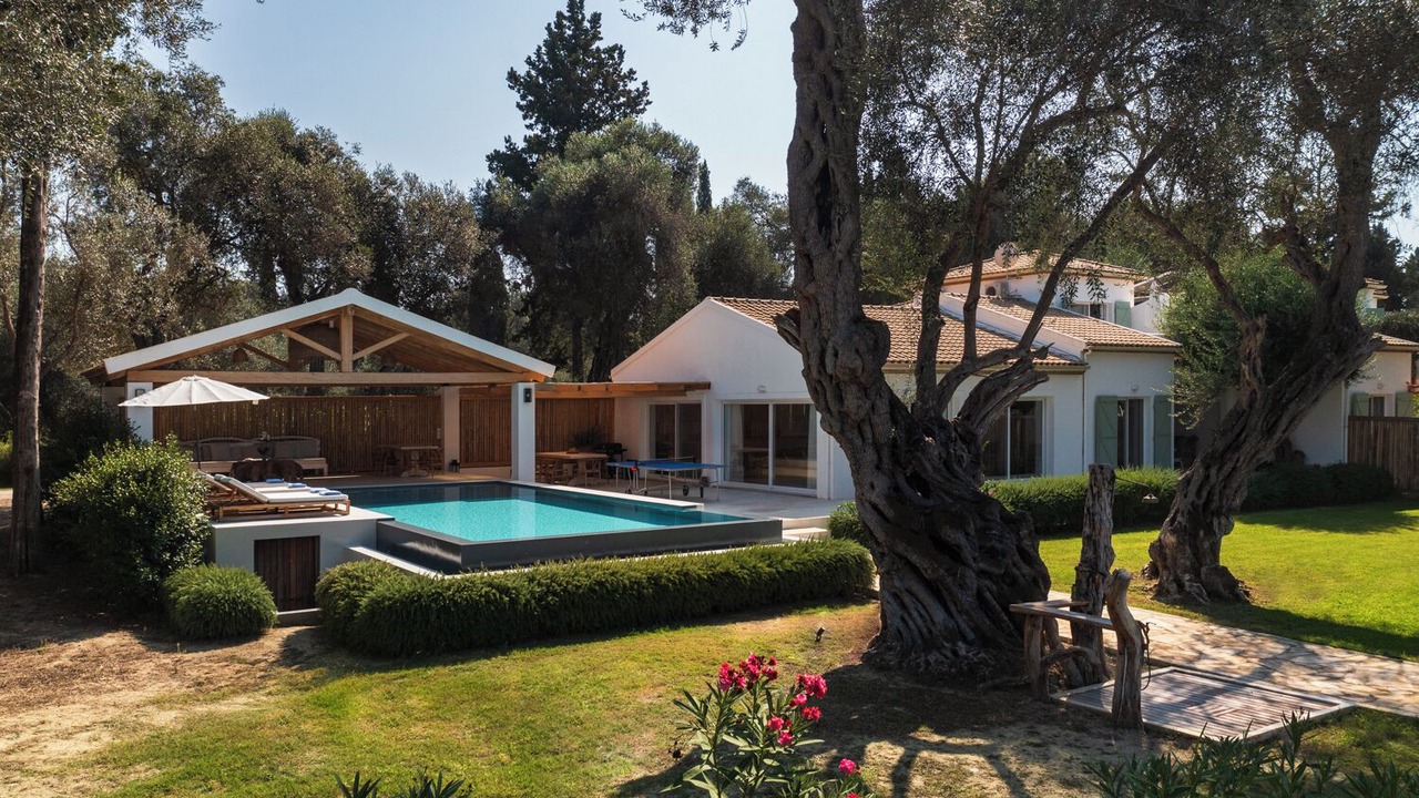 Photo of Outdoor in Molos