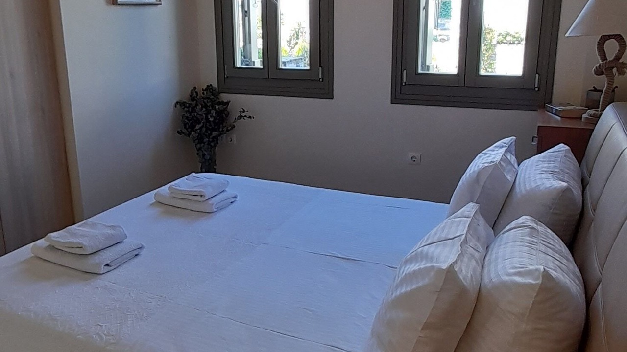 Photo of Bedroom in Platanidia