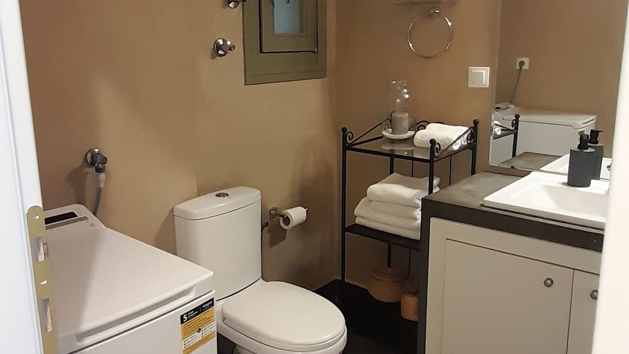 Photo of Bathroom in Platanidia