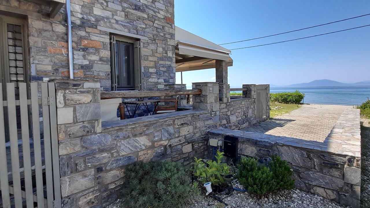 Photo of Patio Balcony in Platanidia